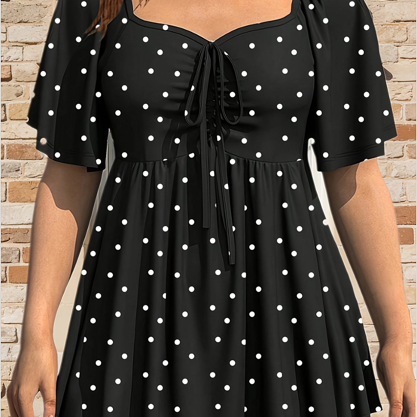 E-shop Plus Size - Plus Size - Plus Size Damen Stretch V-Ausschnitt Kurzarm Top, Süßer Polka Dot Print, Fake Kordelzug Bindeknoten vorne, für Dates,