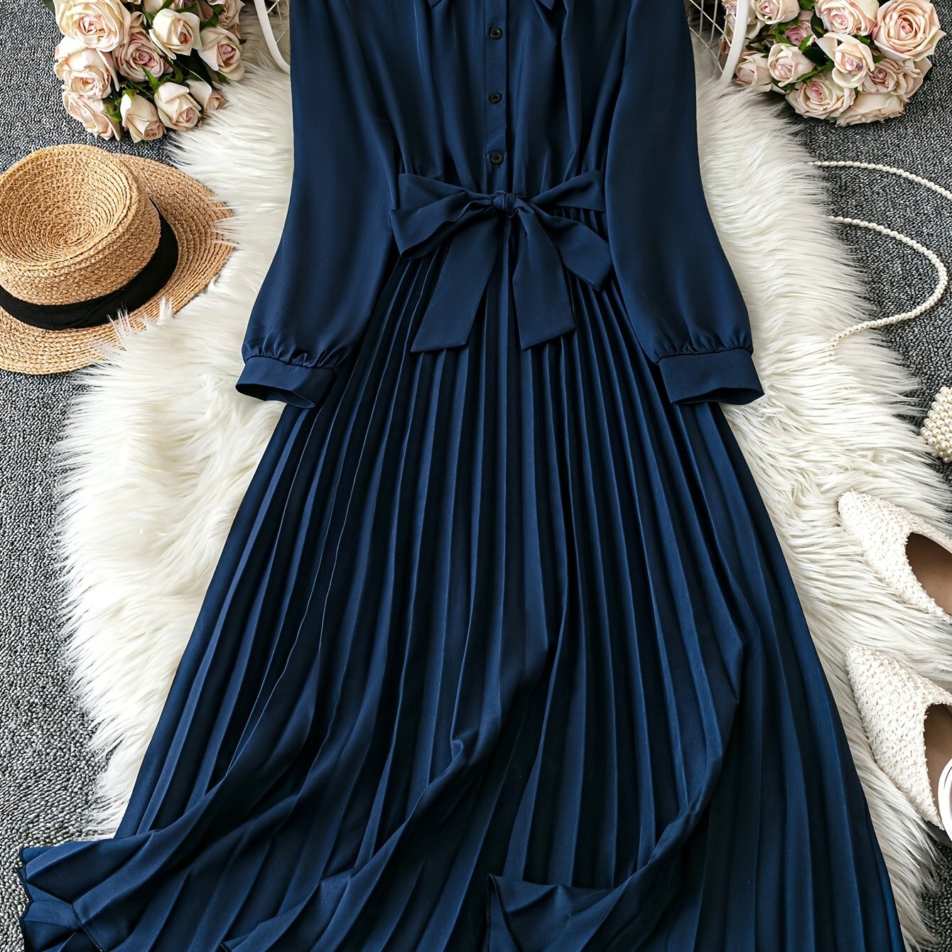 E-shop Neues modisches elegantes langärmeliges Kleid mit Reverskragen, Fliege, Knopfverschluss Plissee-Saum, über dem Knie lang, Damen-Herbstkleid