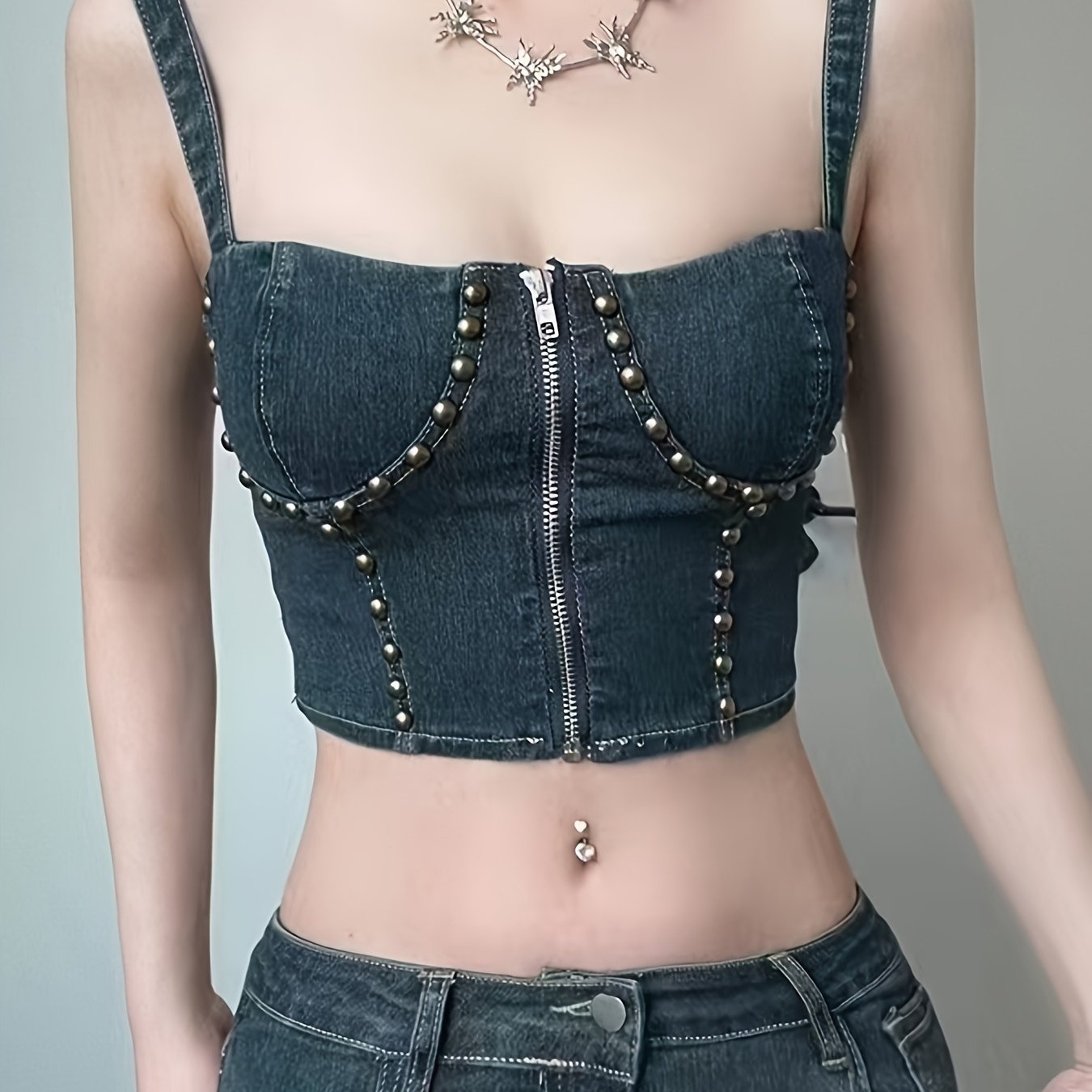 Image of Spring/summer New Arrival- Unique And Trendy Top, Zip-up Cardigan With Rivet Decoration, Denim Vest Top For Outer Wear, Washed Denim, Worn As An Inner Layer Or Outer Layer, Stylish And .