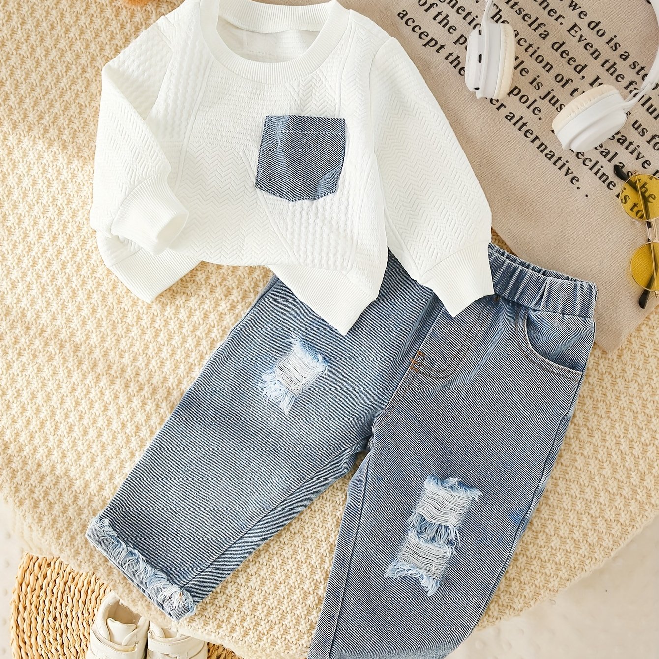 Image of 2pcs Girls' Denim Set With Embellished Top, Fabric, Ripped Jeans, Casual Fashion Style For Casual Attire, Perfect For Outdoor