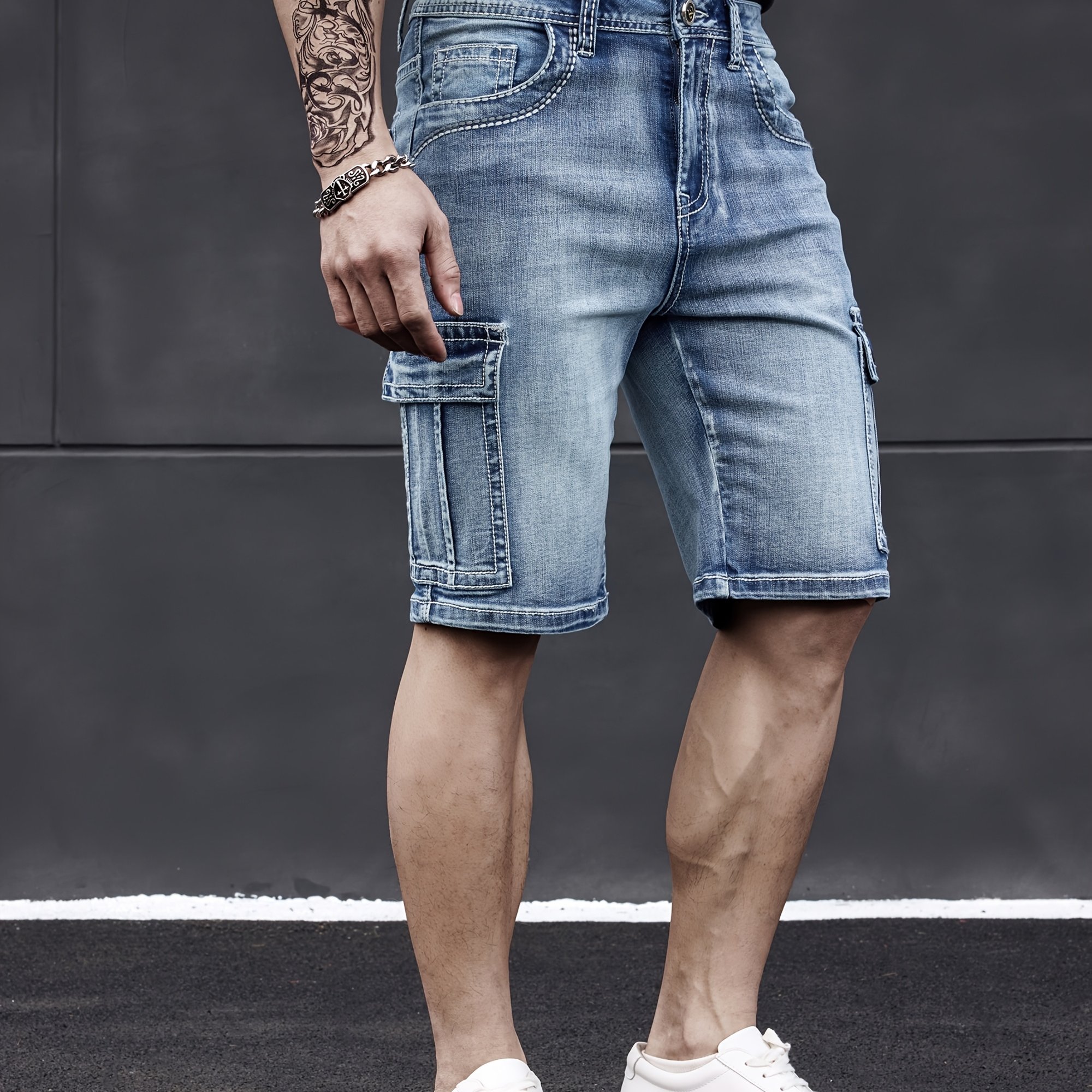 Thick- Embroidered Multi-pocket Stretch Denim Shorts