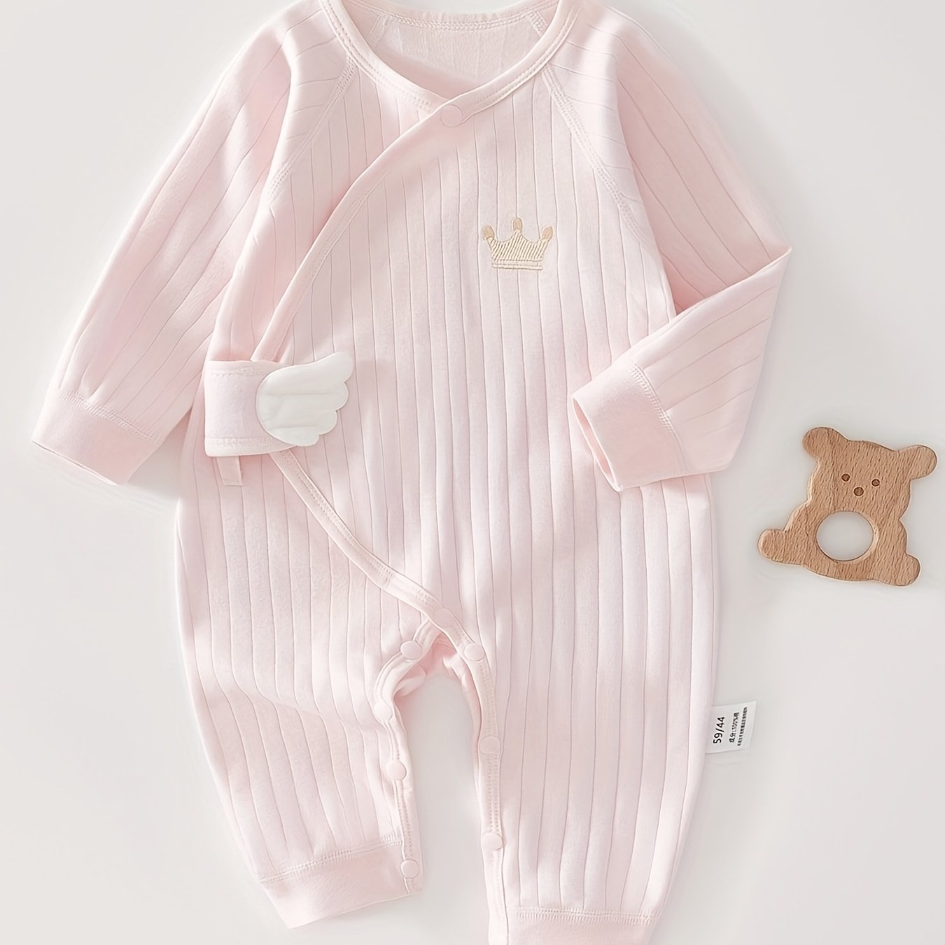 Image of Baby Onesie Ha Yi Crown Wing Pattern Newborn Onesie, Suitable For Pregnant Children Gifts, Children's Gifts, For Outdoor, Boys And Gilrs Clothes