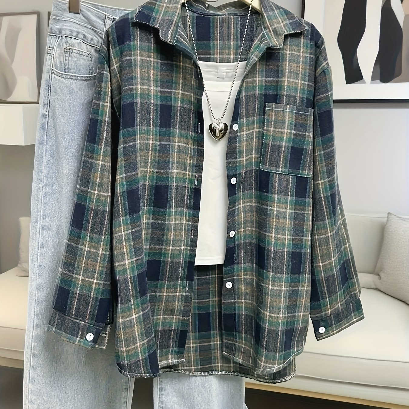 E-shop Eine lockere und entspannte karierte Hemdjacke für Damen, für Frühling und Herbst, mit einem trendigen koreanischen Stil, der sich gut mit