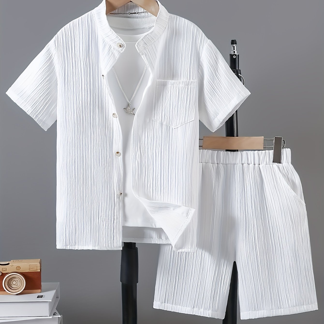 Image of Boys' Shirt And Shorts Set Textured Fabric Round Neck Short Shorts Short Sleeve Casual Party Outfit, For Outdoor