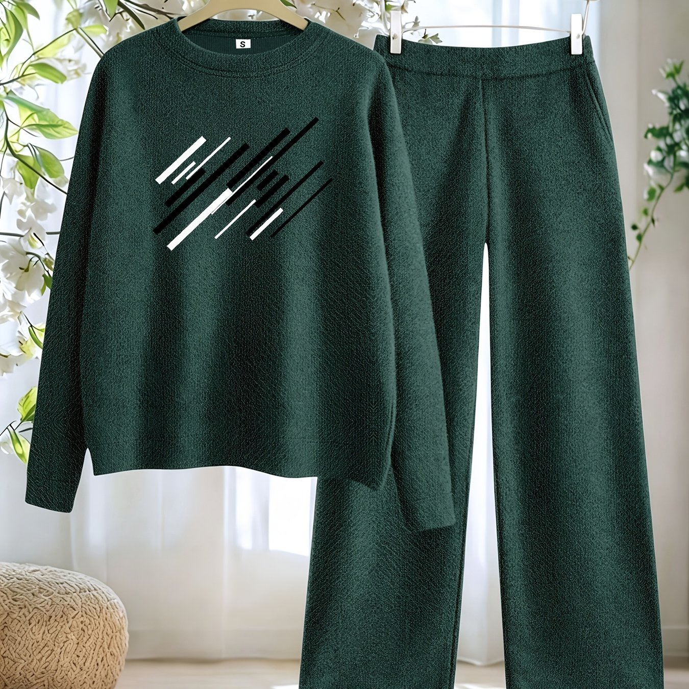 TEMU New Arrival Women's Fall Winter Thick 2pcs Outfit, Printed Loose Crew Neck Pullover Top Straight Leg Pants Set, Fashion Casual Long Sleeve Warm