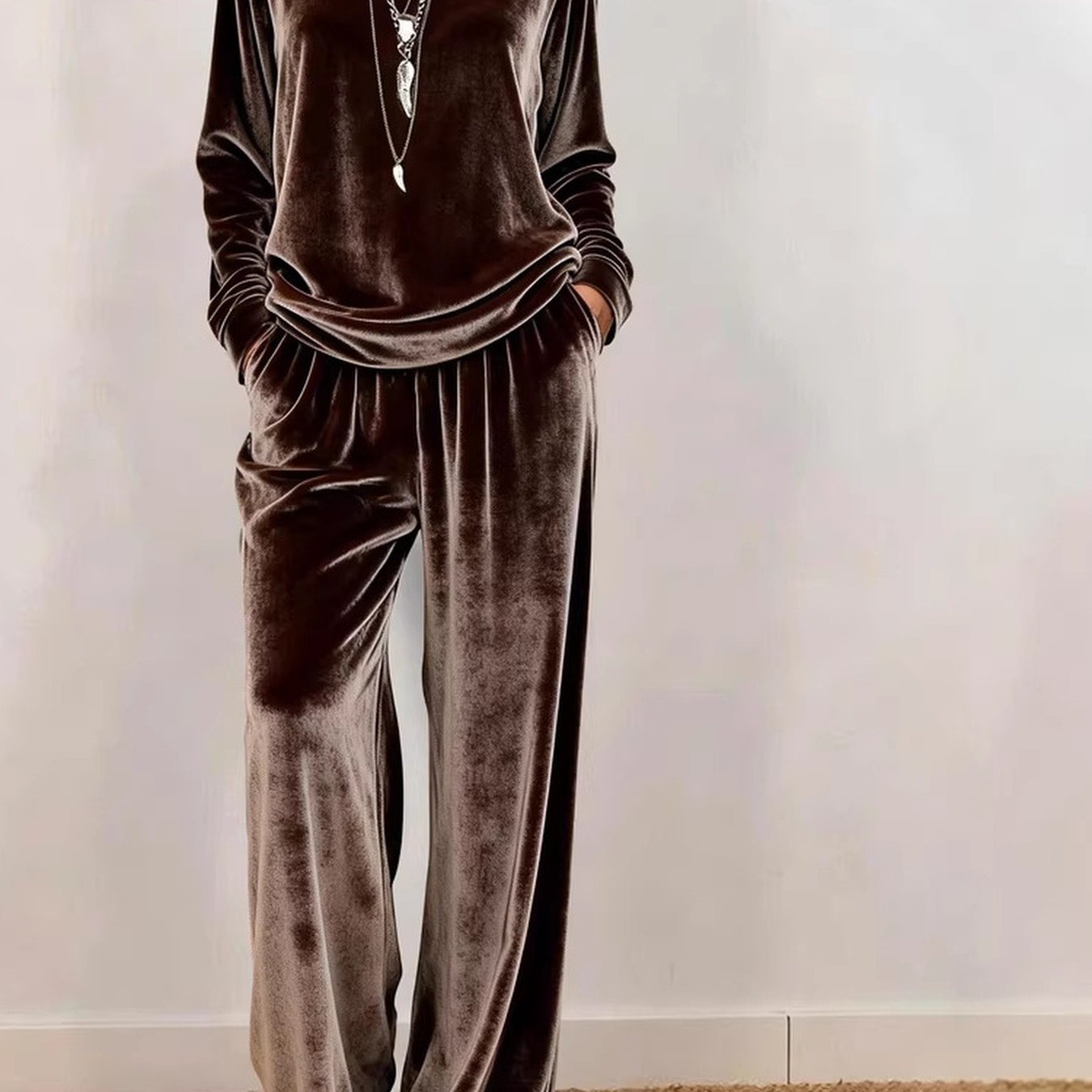 Image of Casual Round-neck Pullover Long-sleeved Velvet Women's Set