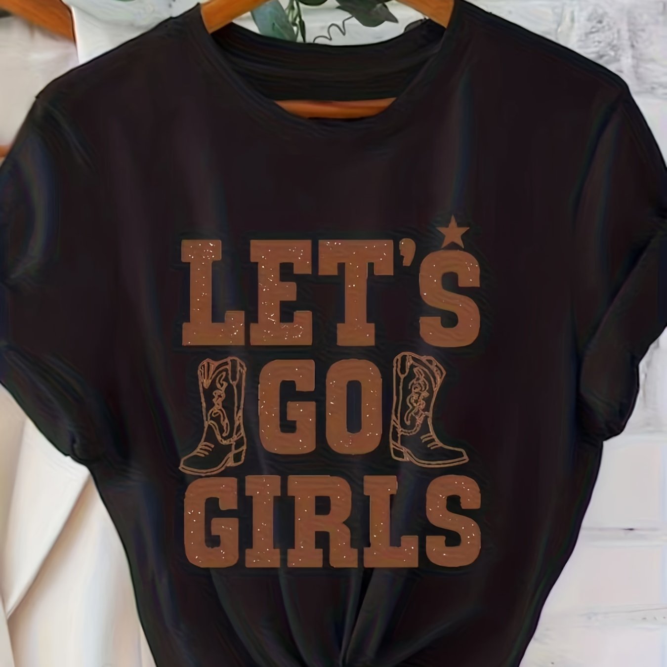 TEMU Women's Western Cowboy Style T-shirt - Brown Round-neck Casual Top With " Go S" Design, Suitable For Parties And Everyday Wear - Empowering