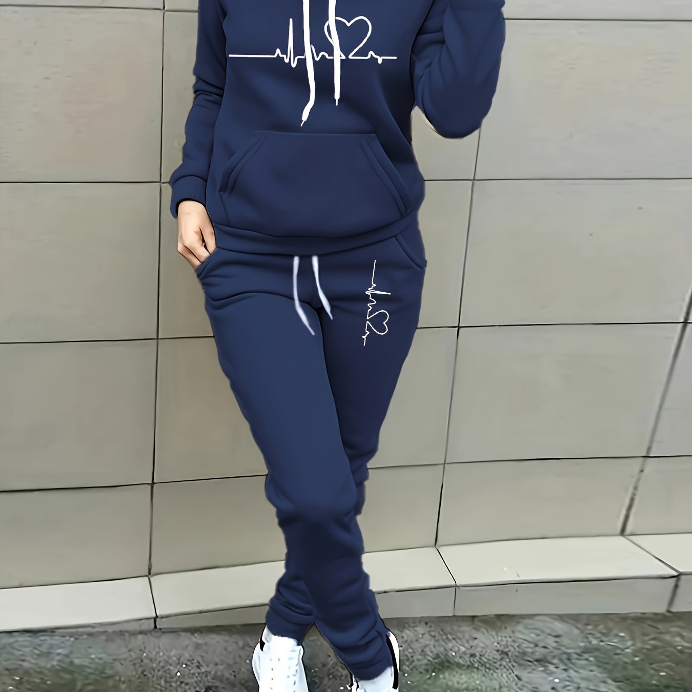 TEMU New Autumn And Winter Women's Casual Vacation Set With A Hooded Sweatshirt And Pants, Featuring A Cozy Fleece Design, Perfect For Cross-border