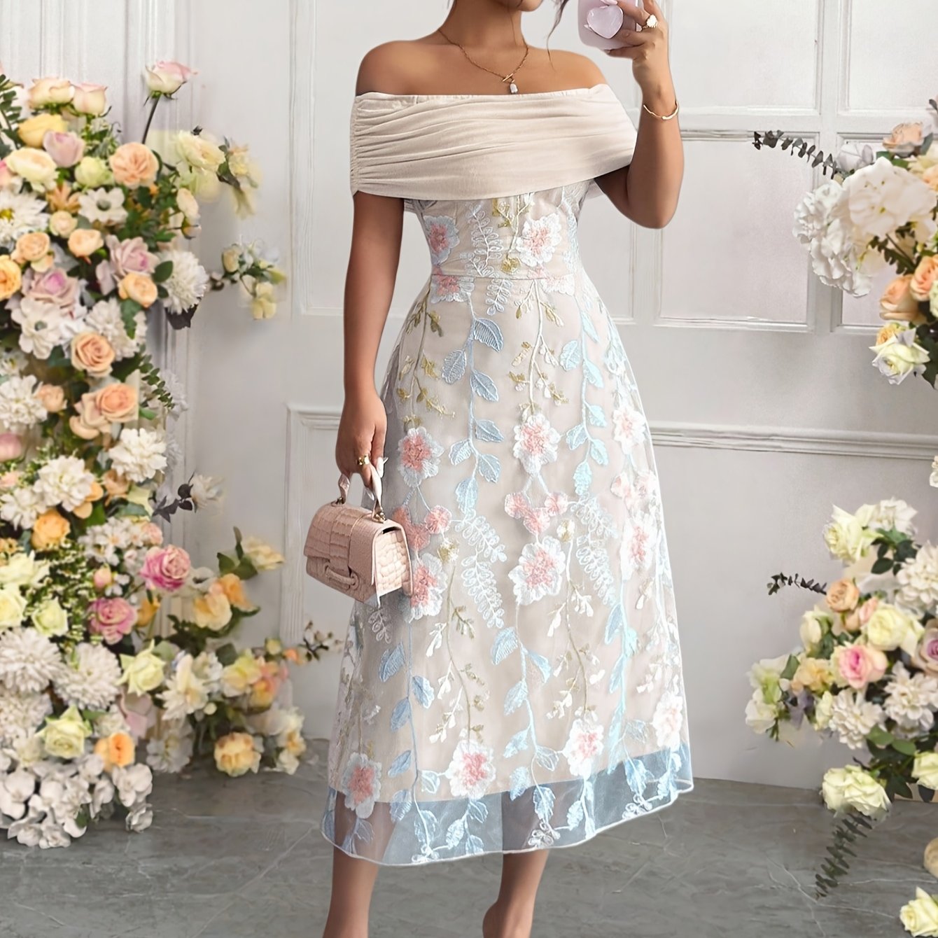 E-shop Elegantes Party-Kleid für Damen mit Blumen-Patchwork, einfarbig trägerlosem Ausschnitt, Brautjungfernkleid