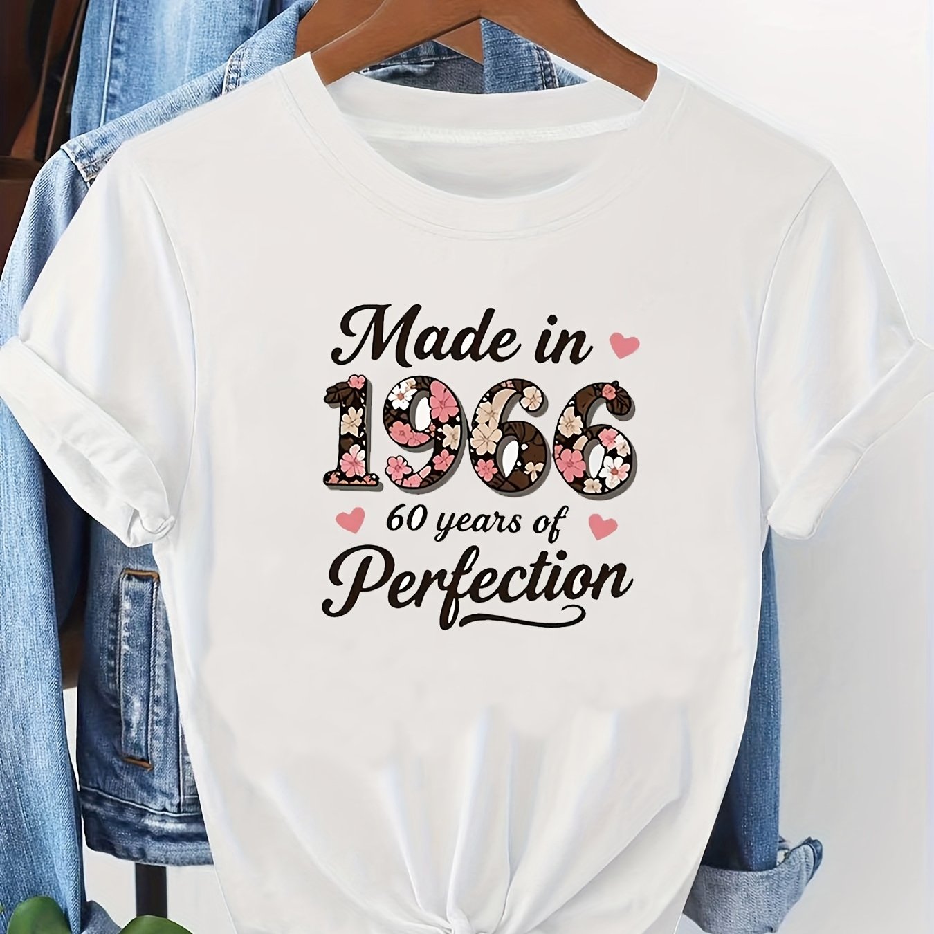 TEMU Women's T-shirt, White Made In 1966 Floral Fill Number Heart Decoration Printed Women's Short Sleeve T-shirt, 60th Birthday Theme, Retro Floral