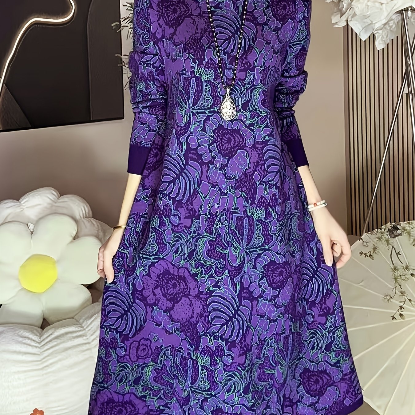 TEMU 【大きいサイズ】なロングセータードレス - 秋と冬に最適。フィット感のあるデザイン、伸縮性、プリント柄が特徴で、トなルックに最適。
