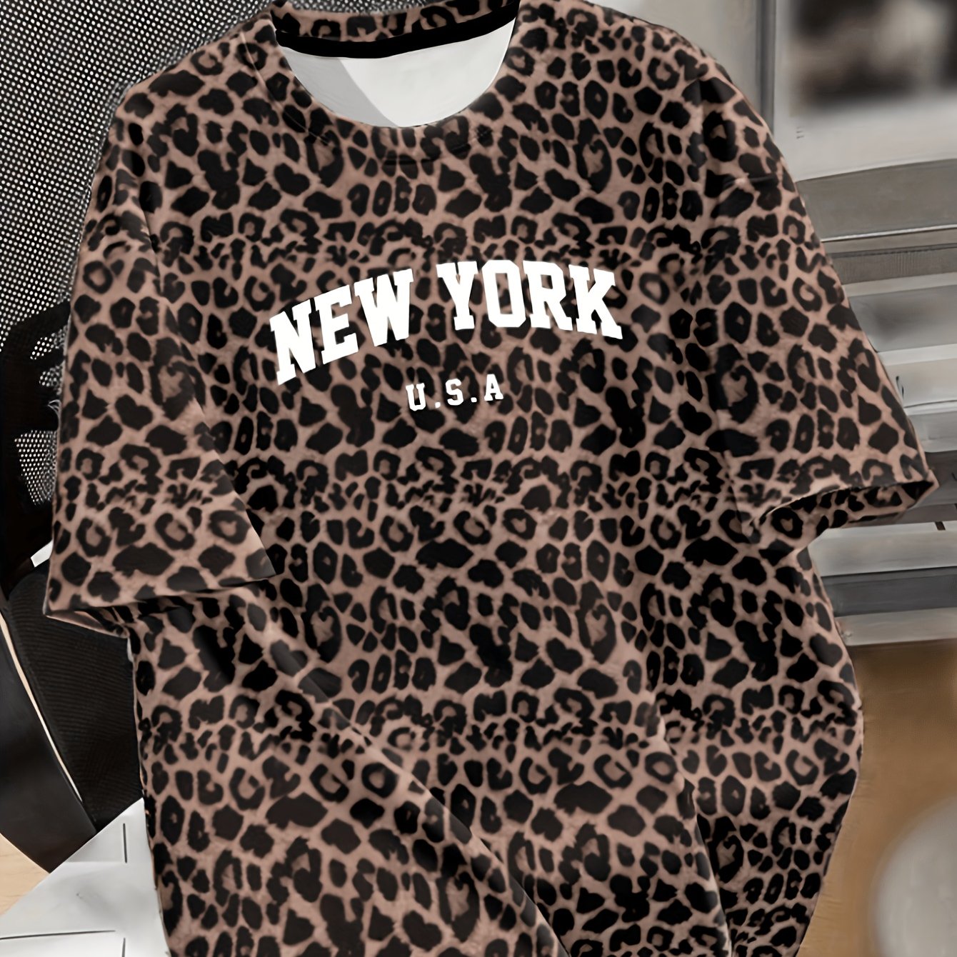 TEMU Plus Size, Women's Plus Size Letter Print Sweatshirt, 2025 Spring/summer New Loose Neck Pullover Short Sleeve, Leopard Print Comfortable