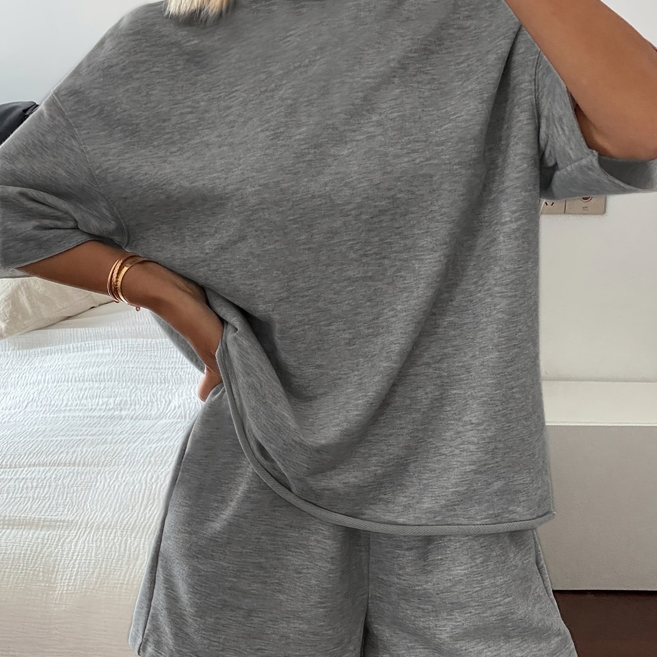 E-shop Frühlings-Sommer Freizeit Damen Einfarbig Kurzarm Top und Shorts Set