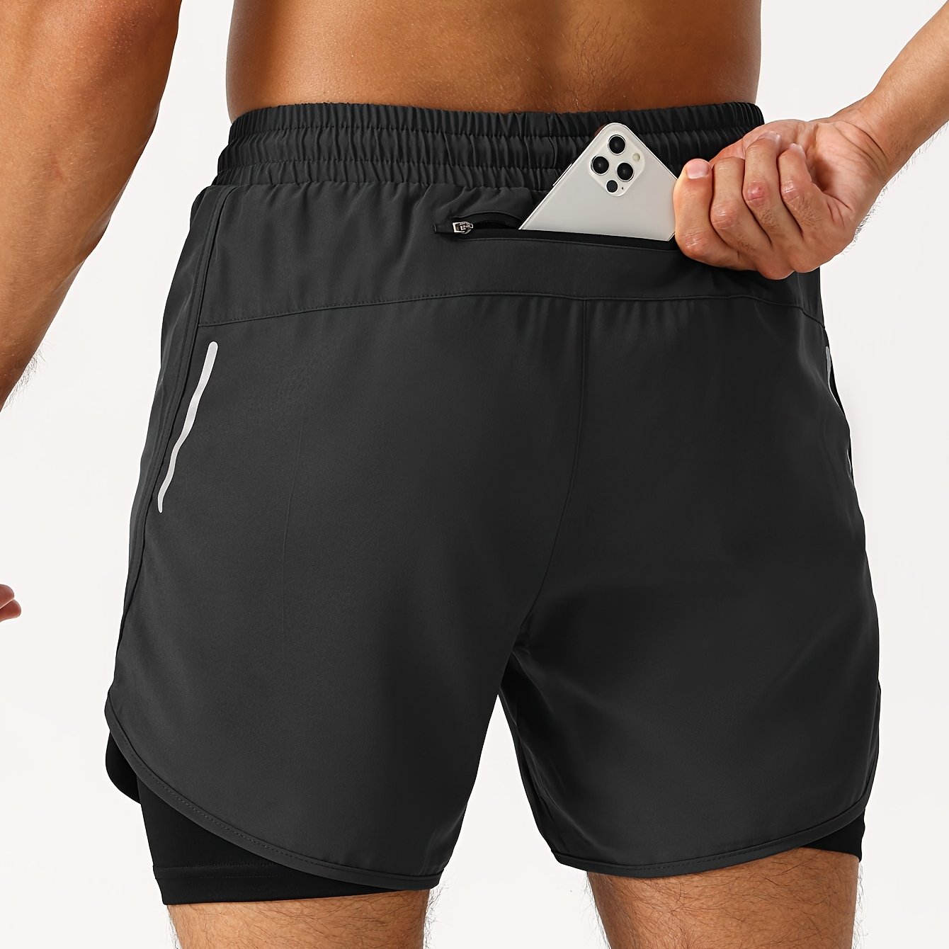 E-shop Sportliche Herren-Shorts zum Formen mit Reißverschlusstasche auf der Rückseite der Hüfte