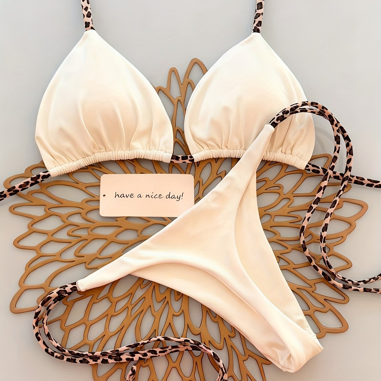 E-shop Neuer Strand Pool Modischer Sexy Weißer Einfarbig Leopard Print Neckholder Bikini Schlitz Badeanzug für Damen