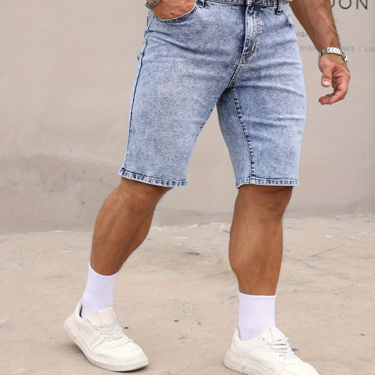 The Gengyuan Brand Has A High-quality Elastic Men's Denim Shorts, Model Tb4264, Featuring A Distressed Wash Technique And A Slim Fit, Made Of 70%, 28%, And 2% Spandex
