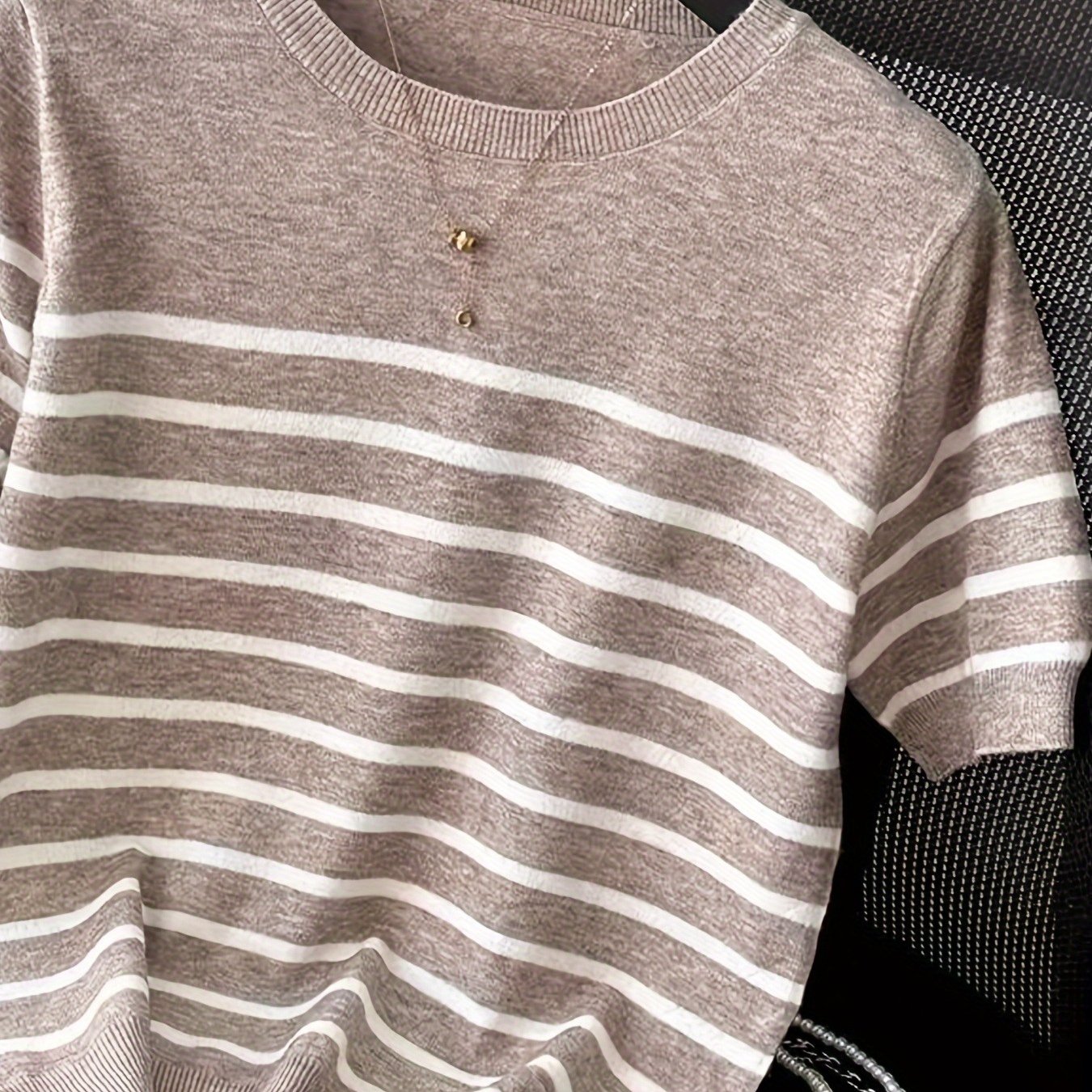 E-shop Neuer gestreifter Rundhals-Pullover für Damen, stylisches und locker sitzendes Kurzarm-Top