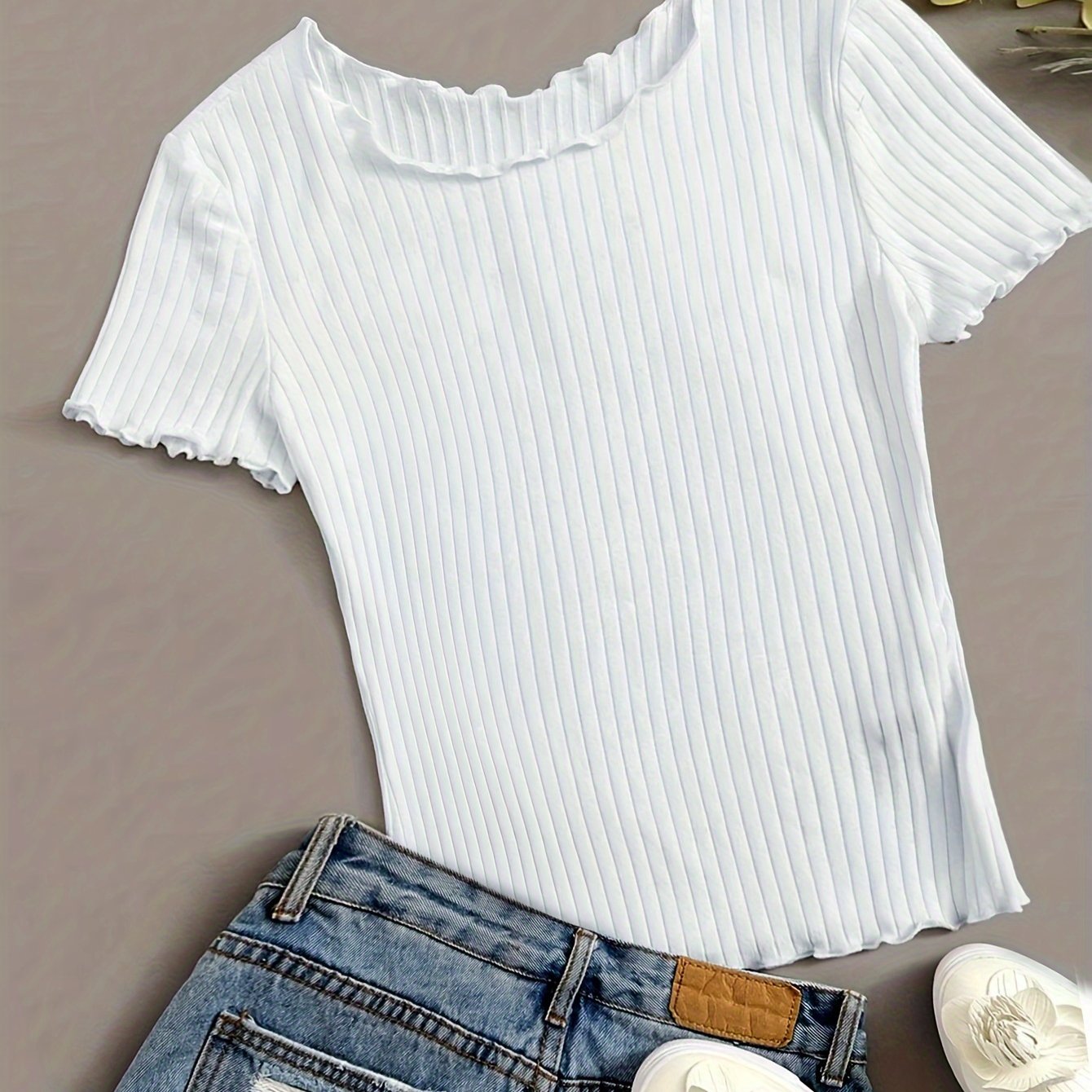 Lettuce Trim Ribbed T-shirt
