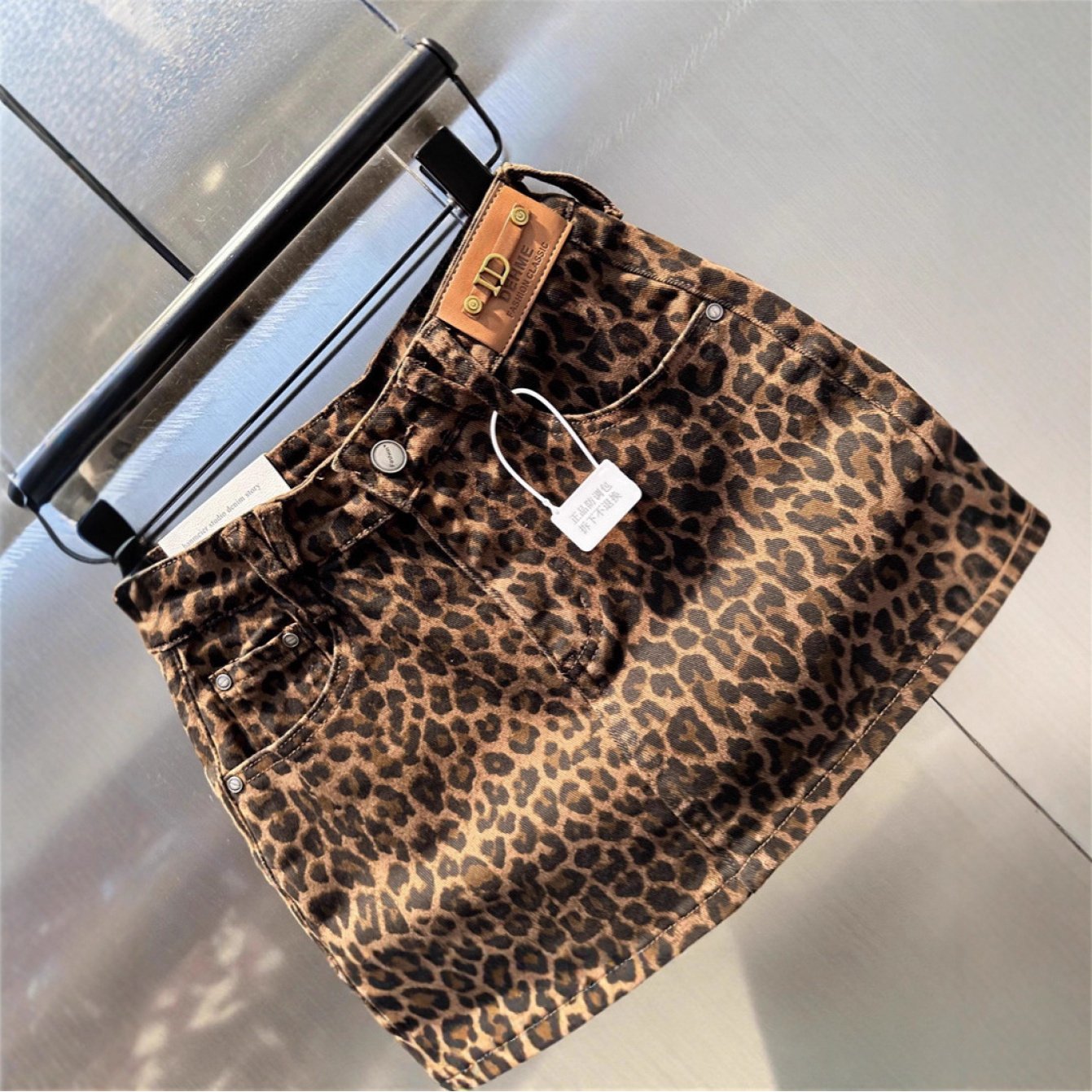 1 Pack Women's Stretch Leopard Print Denim Bodycon Mini Skirt High Waist Short Skirt Sexy Clubwear Spring 2026