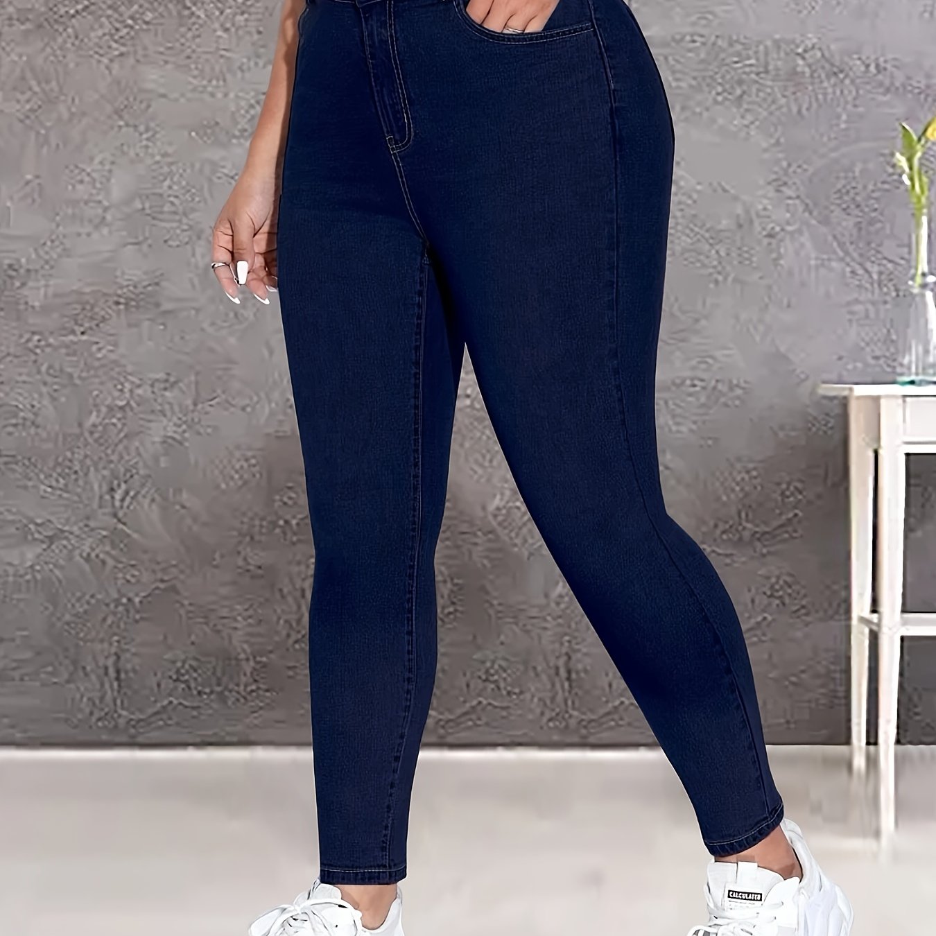 Plus-size Dark Blue Skinny Jeans Denim Jeans