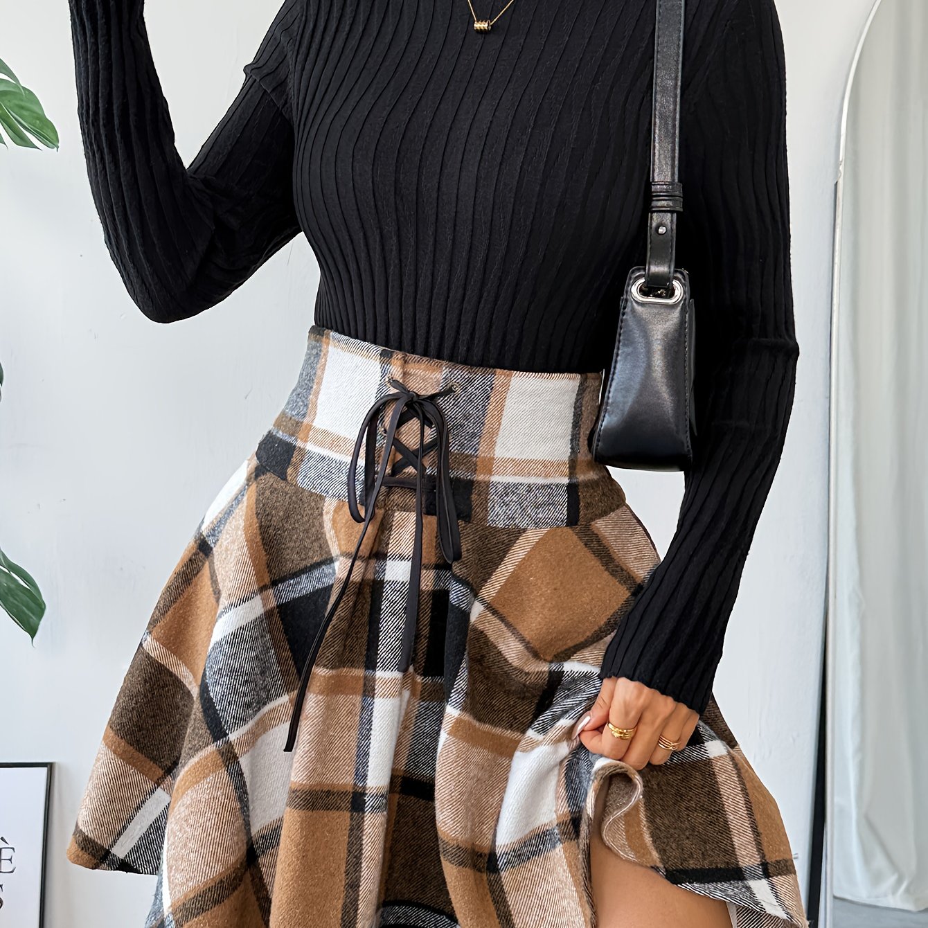 Image of Elegant And Sexy Retro High-waisted Mini Skirt