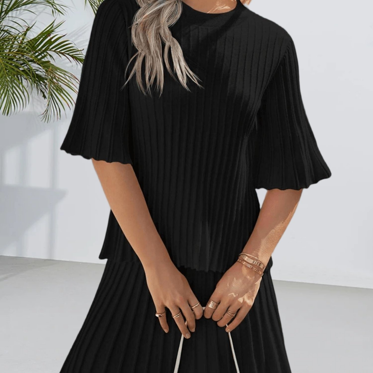 Ladies' Two-piece Spring And Summer Relaxation Outfit: Short Sleeve Ribbed Blouse And Flared Skirt