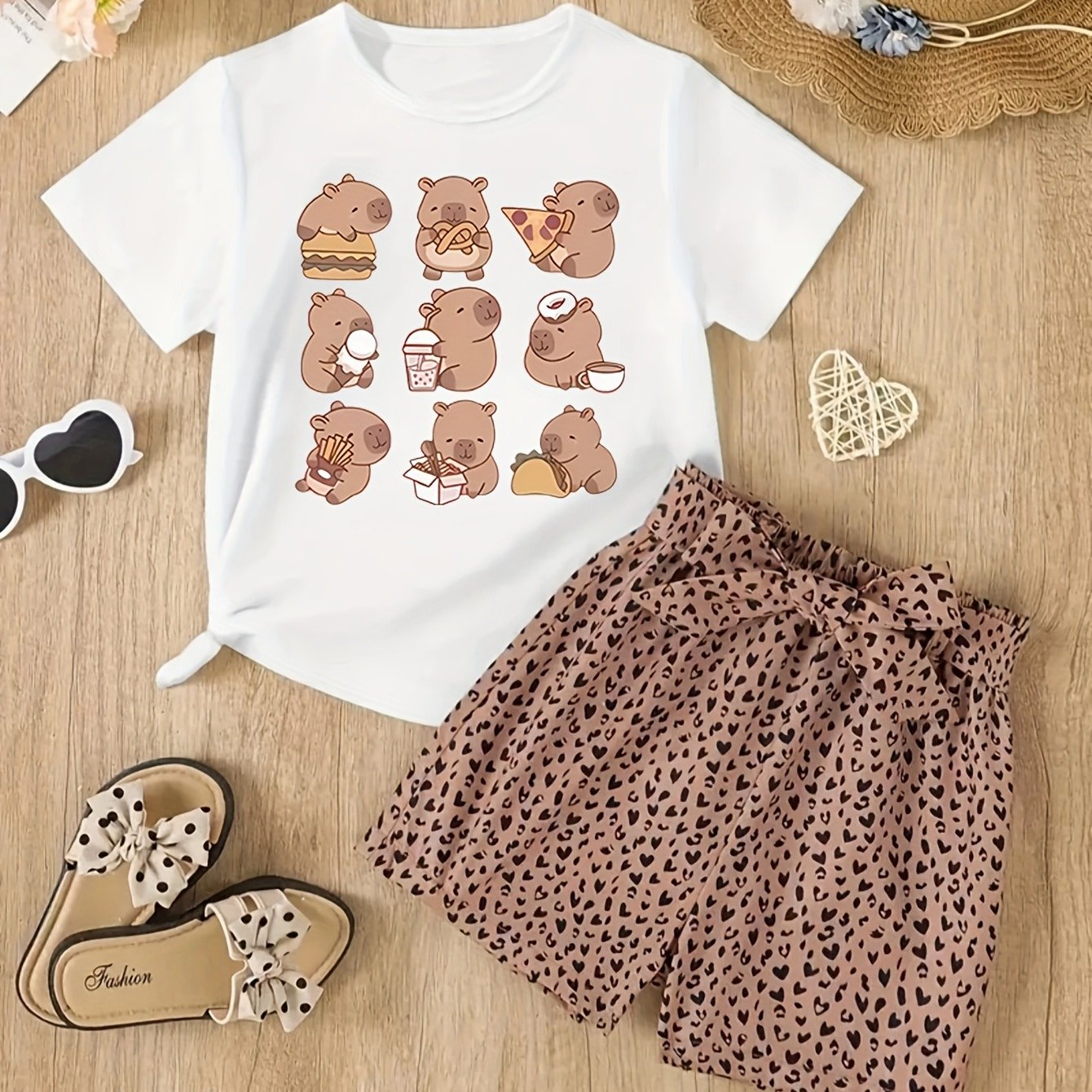 1pc Cute Capybara Food T-shirt For Girls, Tie-back Hem - Adorable Illustration Of Capybara Foods - For Summer Casual Wear - Soft And Comfortable Tee, Ideal For - Ideal Gift For , Family