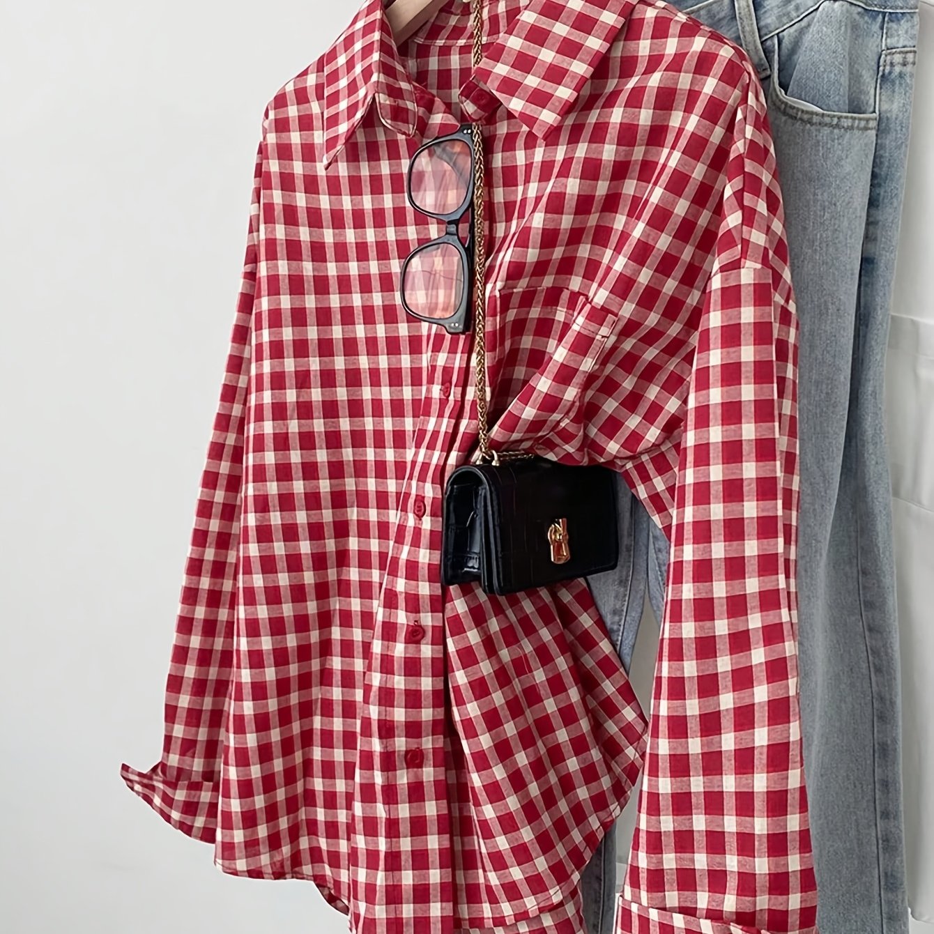 E-shop Schönes kariertes Damen-Hemd in Übergröße mit lockerem Revers, langen Ärmeln einer einzelnen Tasche, amerikanischer Vintage-Freizeitstil,