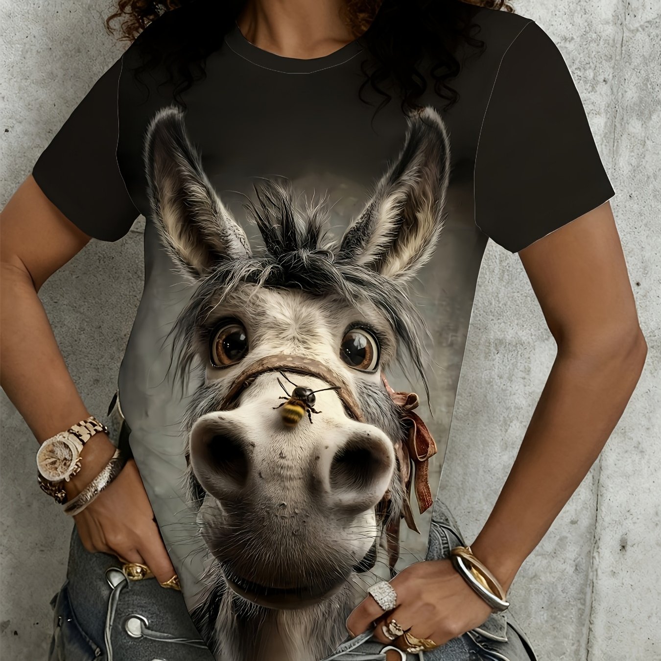 TEMU Cute And Animal Donkey And Bee Printed Short Sleeved Women's T-shirt With Realistic Design, And Stylish Fashion Items