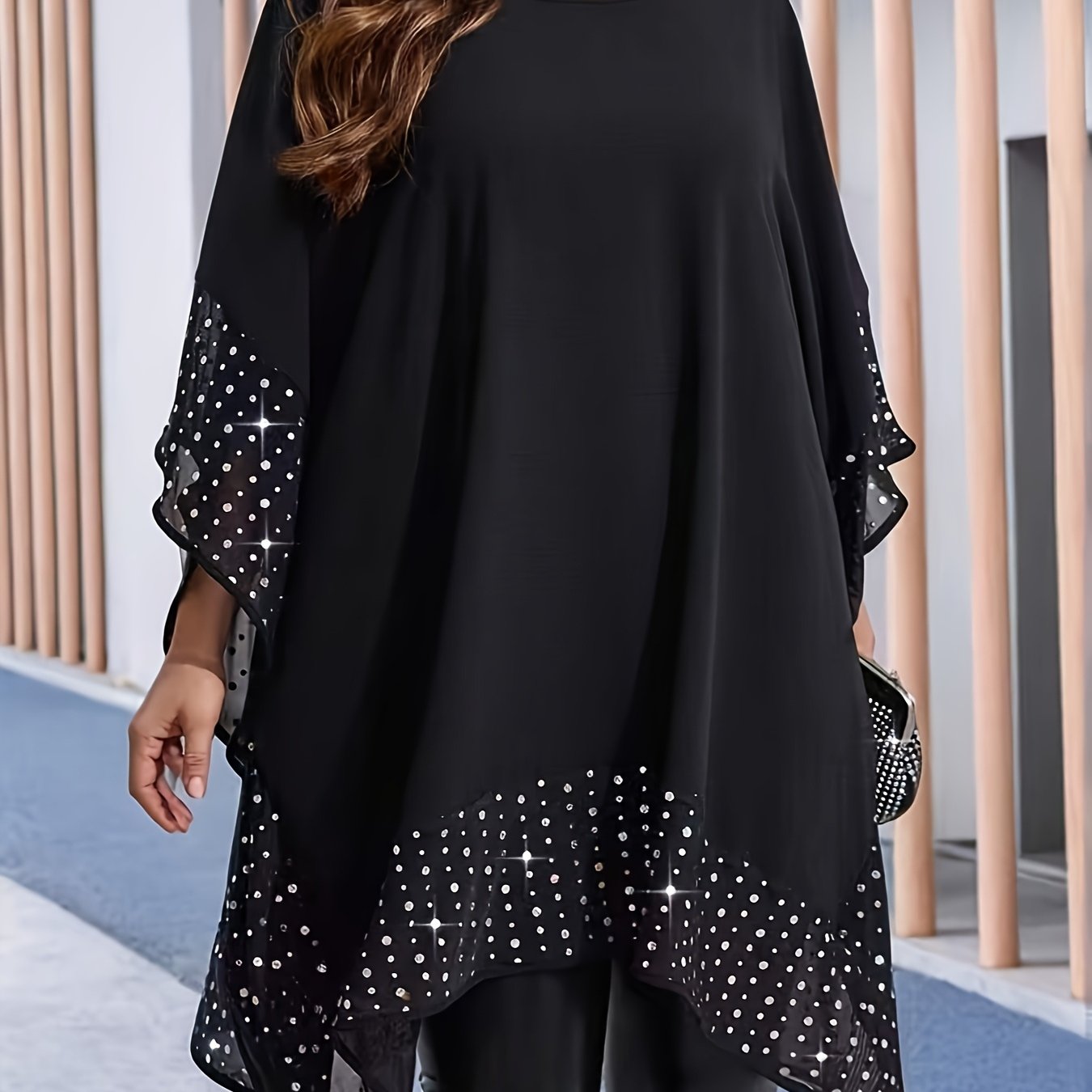E-shop Plus Size Damen-Bluse mit eleganten Fledermausärmeln und funkelnden Sternverzierungen – Rundhals-Ausschnitt, lässiges Chic-Shirt aus