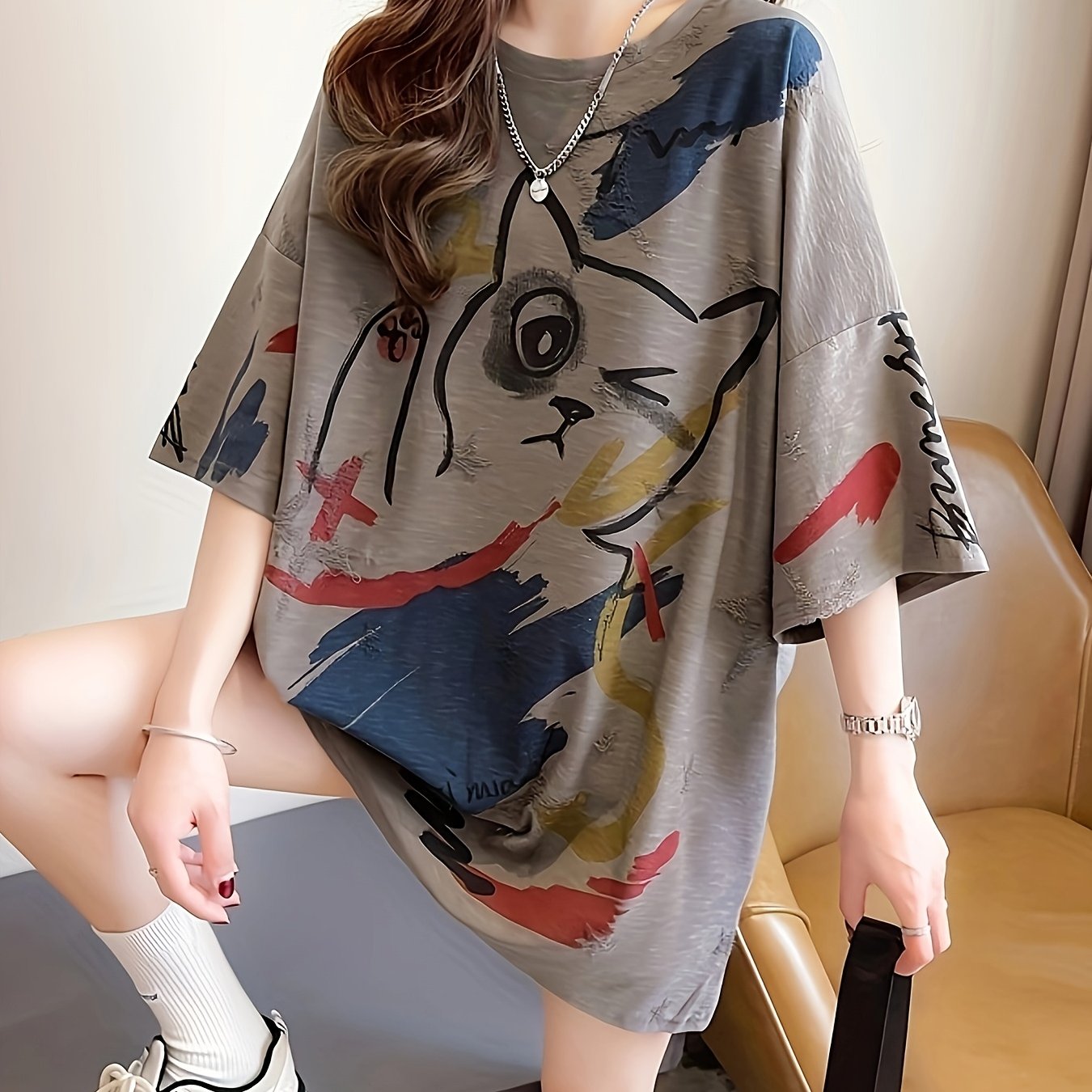 TEMU 여름 신상 대사이즈 루즈핏 패션 트렌드 슬림 캐릭터 프린트 라운드넥 여성용 미디엄 롱 슬리브 티셔츠