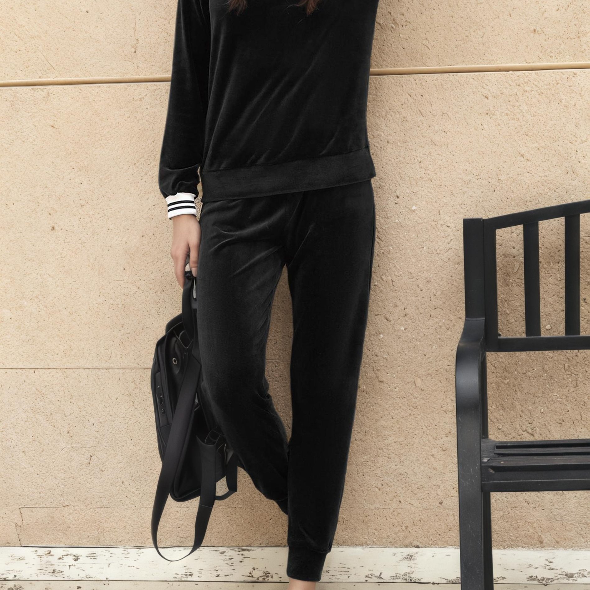 Image of Autumn And Winter New Style Women's Sportswear Women's Velvet Tracksuit Wear Set 2pcs Top And Bottom With Pockets