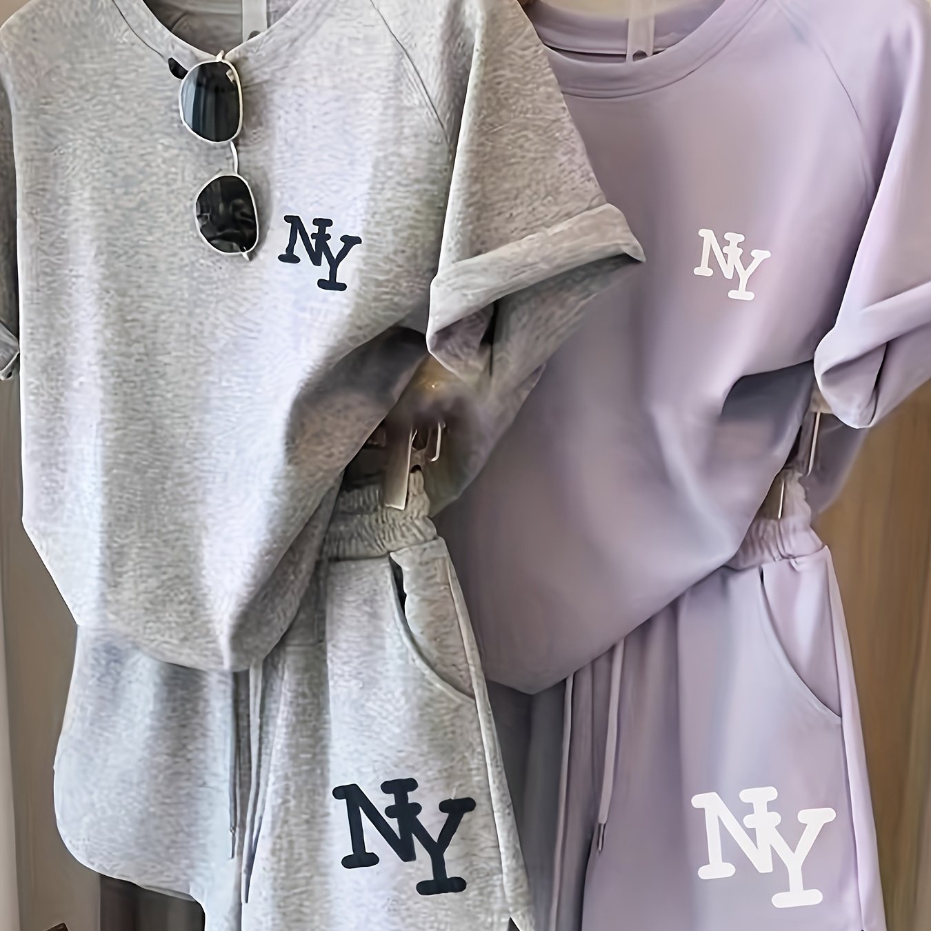 TEMU 【軽量】レディース スポーツ＆。簡単なレタープリントのトップスとショートパンツが特徴で、夏の普段使いに最適。