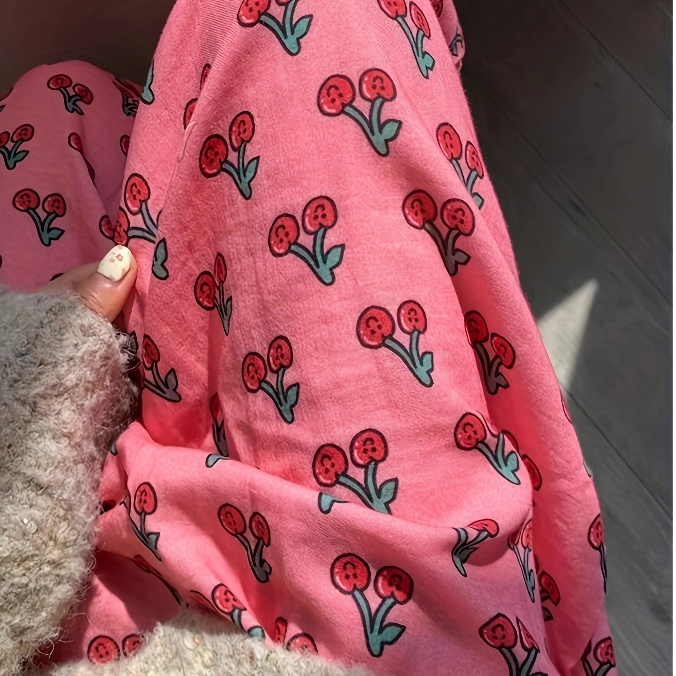 E-shop Schwungvolle Hose mit hohem Bund, lockere Passform, niedliches Kirschdesign, maschinenwaschbare, bequeme Alljahreshose. LL256