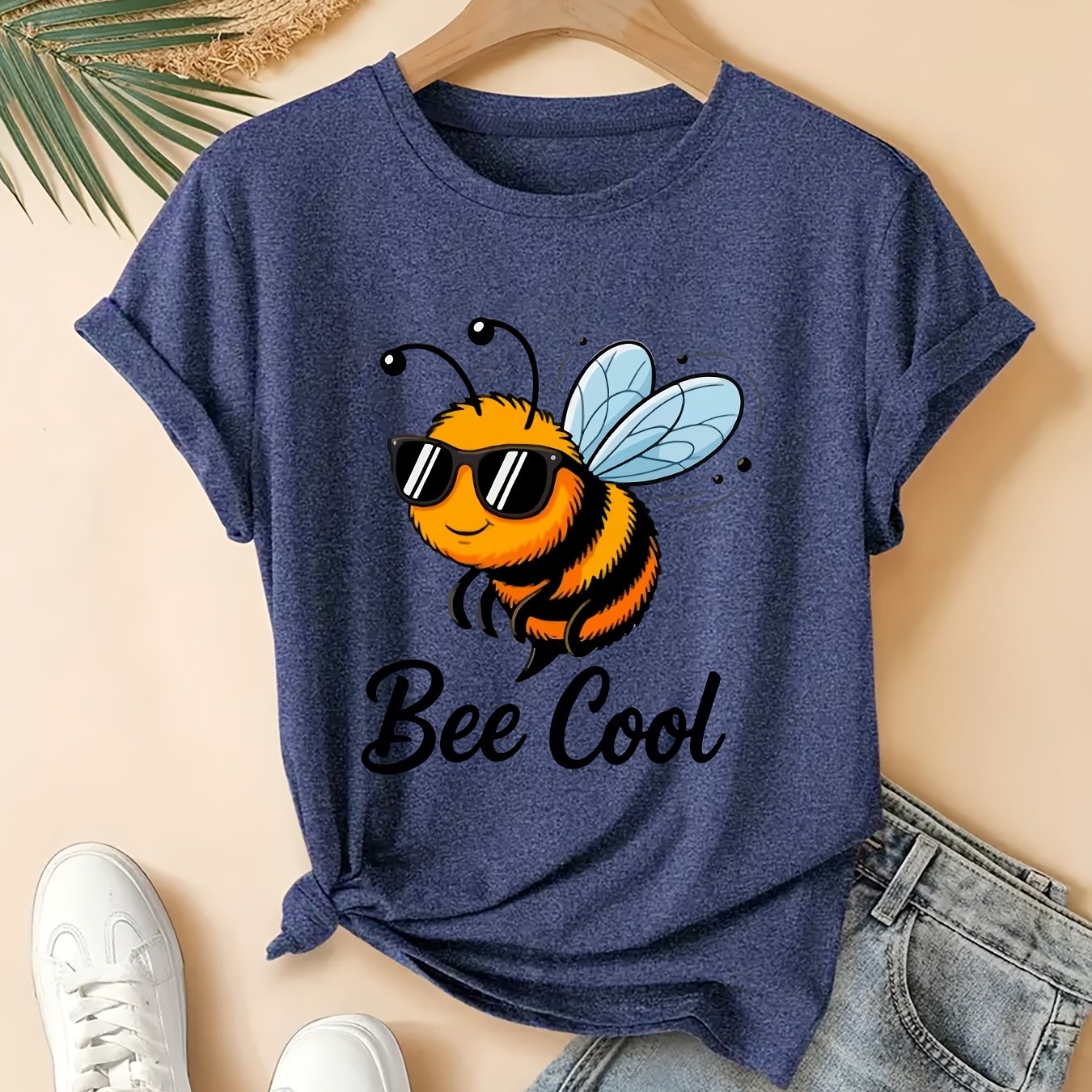 TEMU Women's Plus-size Casual T-shirt With A '' Design Featuring A Bee Graphic Wearing Glasses, Perfect For Spring, Summer, And Autumn. This