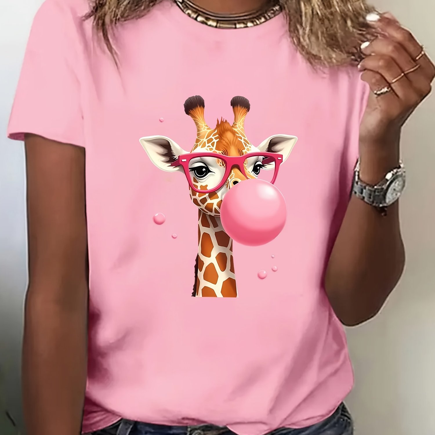 TEMU Trendy Fashion Pattern Women's Short Sleeve T-shirt - Cute Giraffe Pattern, Easy-to-wear Casual Sports Crew Neck Top, Suitable For , Multiple