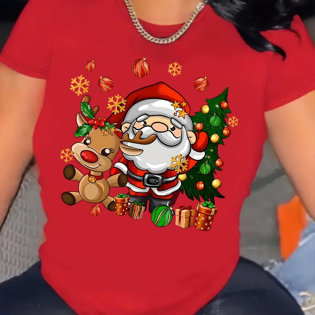 TEMU Women's Christmas & Reindeer Print T-shirt, Short Sleeve, Comfortable Breathable, Fashionable Casual Round Neck Tee, , , Regular Fit