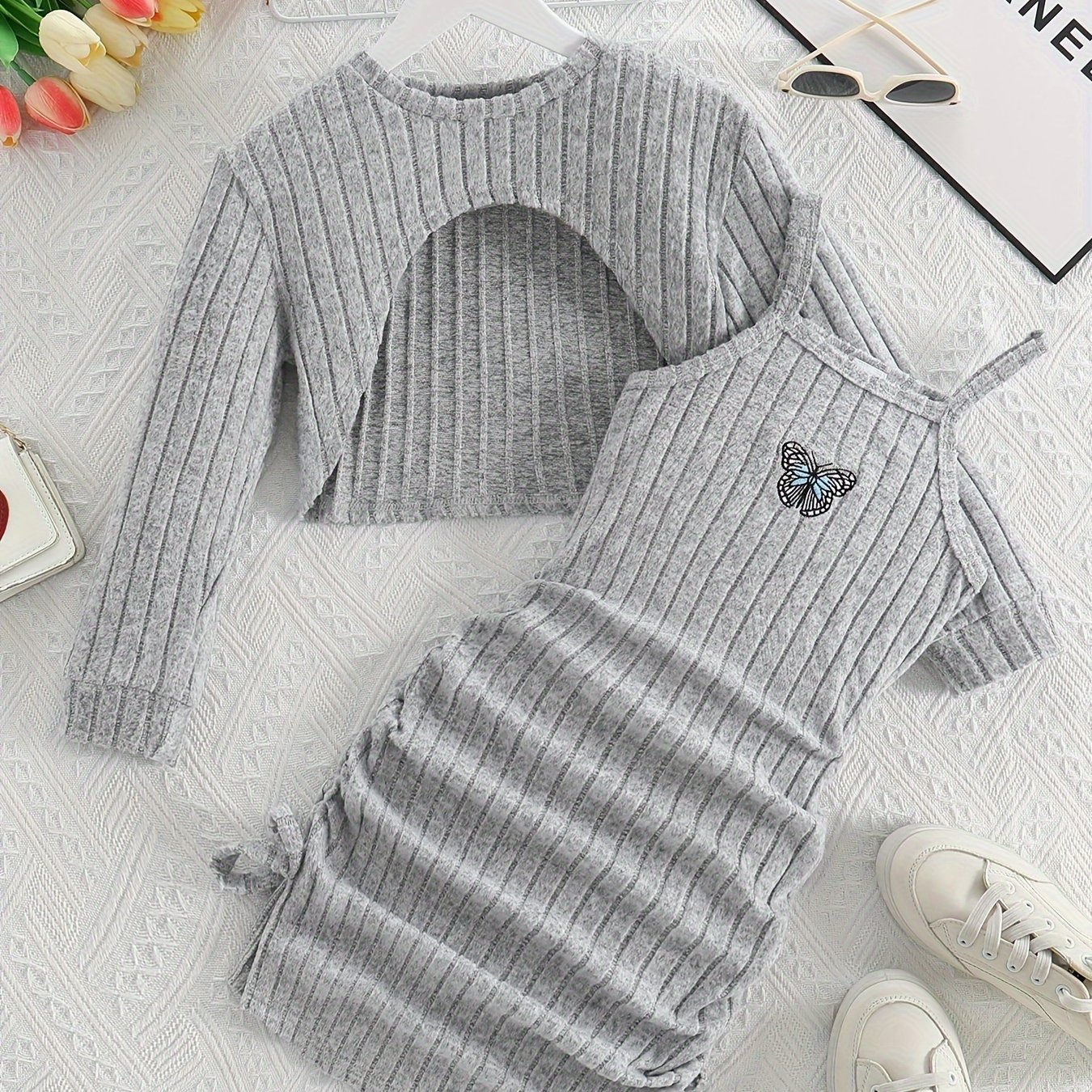 Image of Girls 2pcs Set Gray Ribbed Knit Outfit, Kids Long Sleeve Sweater Top With Matching Shorts, Detail Casual Clothing Set, Sweet Fashion Outfit For Daily Wear, For Outdoor, Halloween
