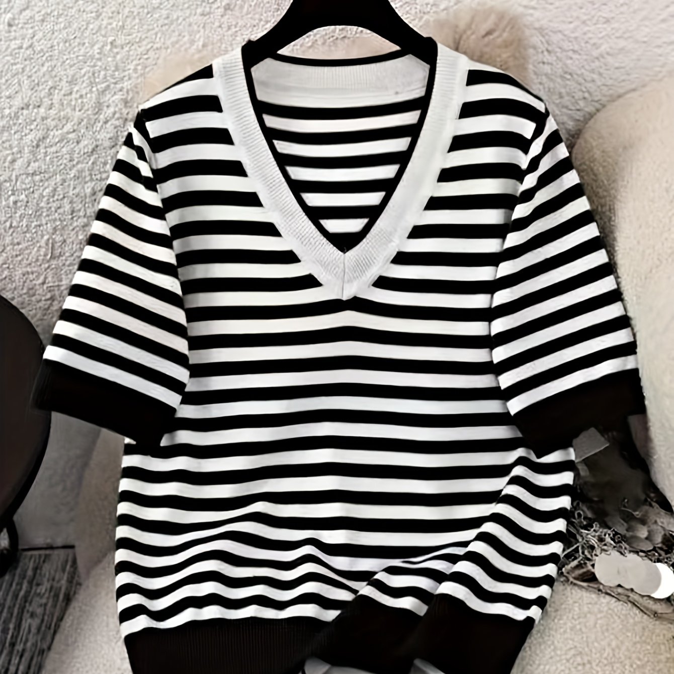 Plus Size, Plus Size V-neck Summer Women's Striped Top Casual T-shirt