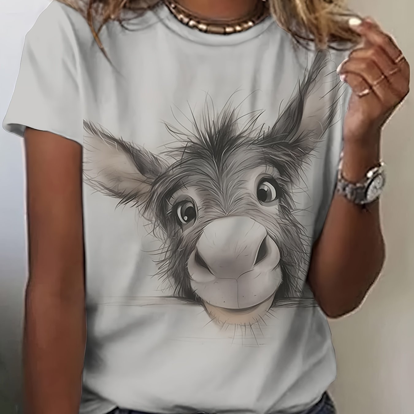TEMU Light Gray Tone Hand-painted Cute Short-sleeve T-shirt, Soft And Fun , Suitable For Outdoor Sports And Daily Wear