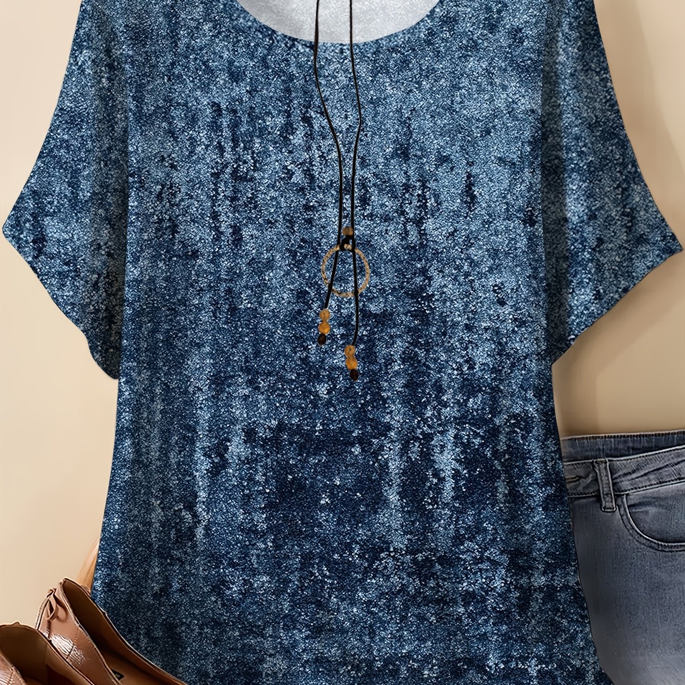 Image of Plus Size, Summer Casual Vacation Comfortable And Elegant Style Blue Full-body Printed Pattern Women's Round-neck Plus-size Short-sleeve T-shirt