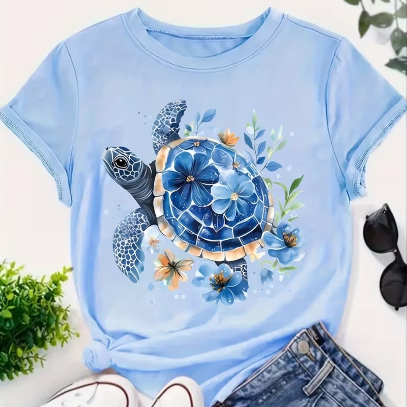 TEMU Stylish Turtle And Floral Print T-shirt, A Casual Short-sleeved, Round-neck Top For Women, Perfect For Spring And Summer.
