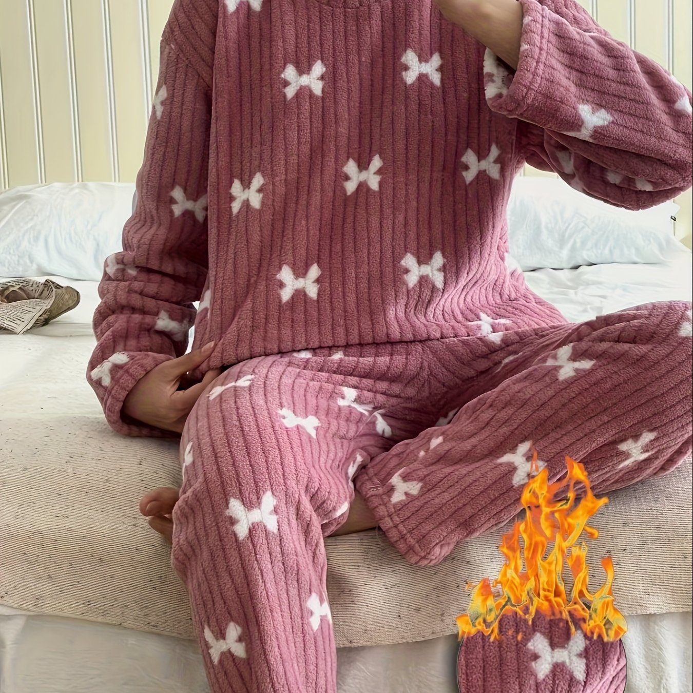 E-shop Zweiteiliges minimalistisches Herbst/Winter-Pyjama-Set mit dickem Flanell, Langarm und Hose für Wärme – auch im Freien tragbar