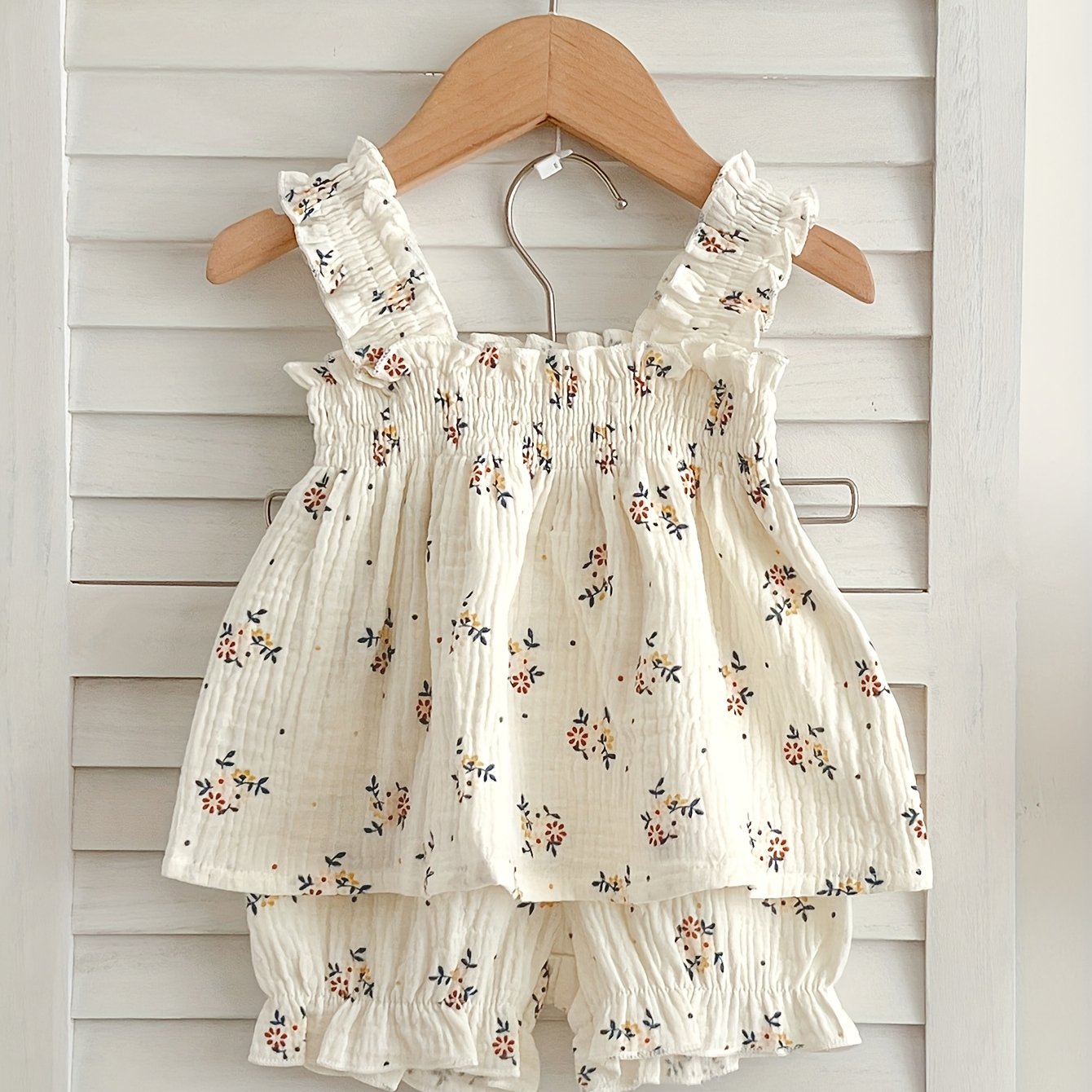 Image of B021 Baby Girl Summer Floral Pattern Tie-front Cami Top And Short Shorts Set, For Outdoor