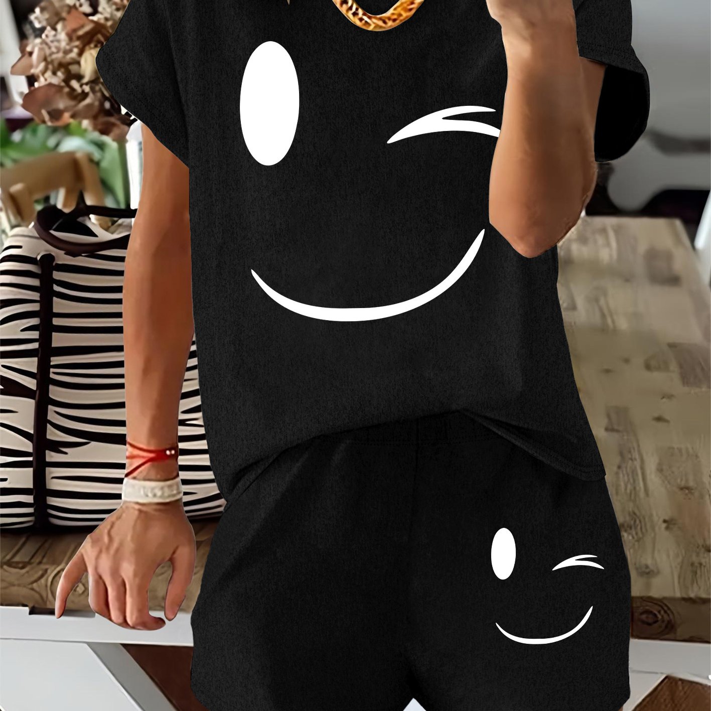 TEMU Short Sleeve Round Neck Shorts Summer Suit Fashionable And Versatile Two-piece Set