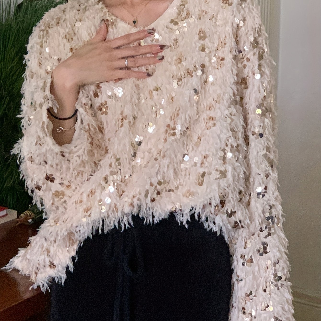 Autumn And Winter Directional Heavy Pullover Sequined Sweater Jacket, Women's New Style, Small Fragrance Style, Loose Round Neck Design, Sweater Top