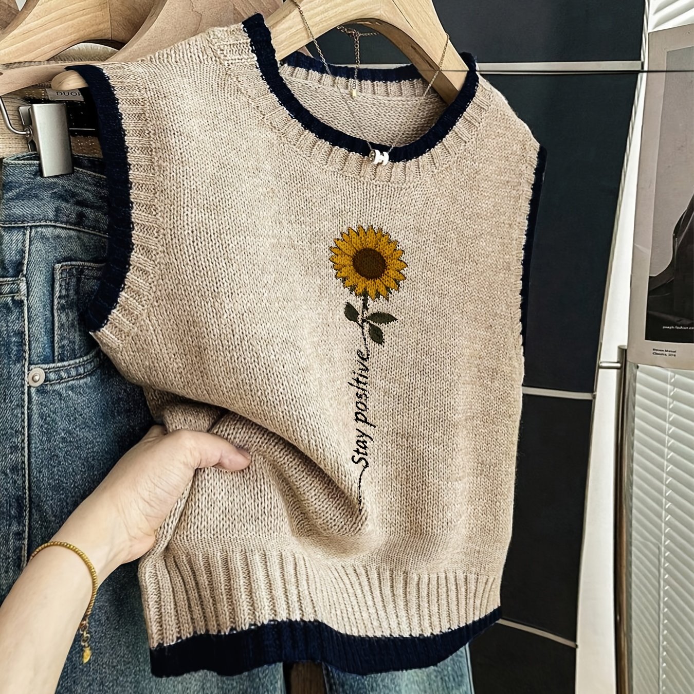 TEMU Color-block Trimmed Vest Women's Spring Autumn Outerwear Layering Loose Lazy Style Sleeveless Sweater Vest