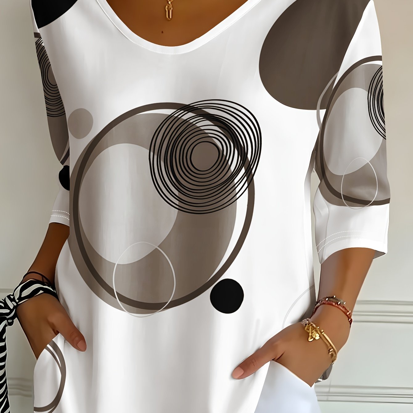 TEMU Women's Spring/autumn New Arrival Black, White, And Gray Geometric Abstract Pattern Print V-neck Three-quarter Sleeve T-shirt Casual Top