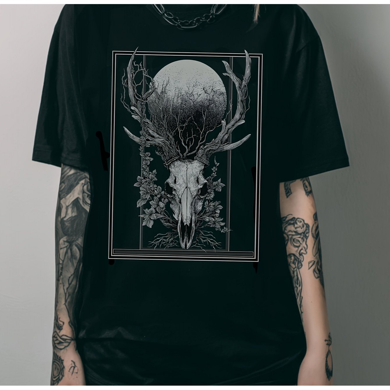 Image of Deer Skull Goth T-shirt - Dark Academia Cottagecore Forestcore Style Suitable For Outfits, Crew Neck Regular Fit Tee With Deer Skull Print, Emo Gift For, Casual Wear