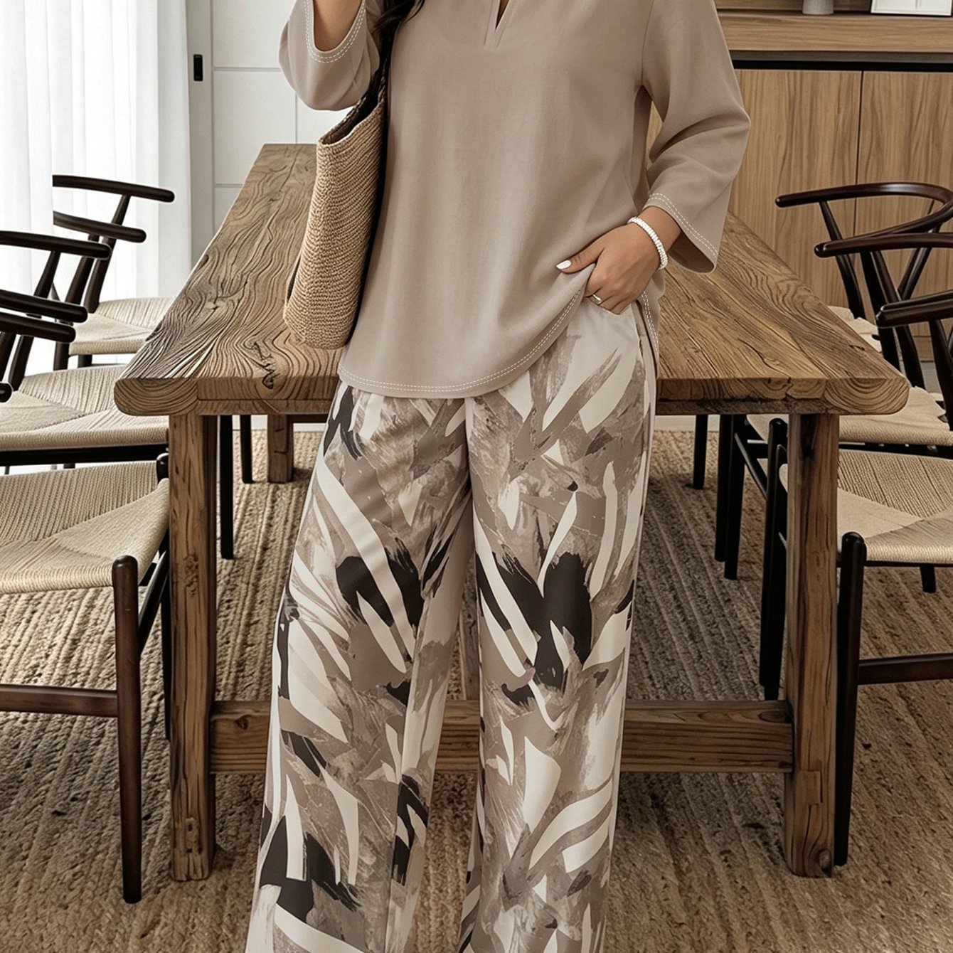 Image of 2pcs Set, Plus Size Women's Plant , Split V-neck Long Sleeve Top And Loose Wide-leg Pants Bohemian Casual Set, Plus Size Pants Set, Plus Size Set